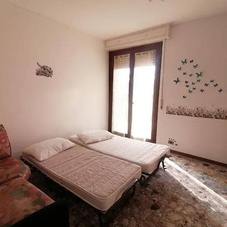 Bed and Breakfast Sunnyrooms Con Terrazza Panoramica Αλάσιο