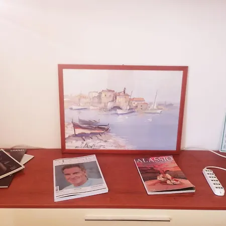 Sunnyrooms Con Terrazza Panoramica Bed and Breakfast *