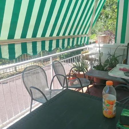 Sunny Con Terrazza Panoramica Αλάσιο
